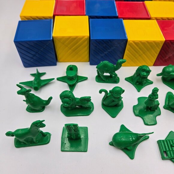 1970s Tupperware ABC Busy Blocks Missing I and R Green Figures Tupper Toys Box - Picture 12 of 16